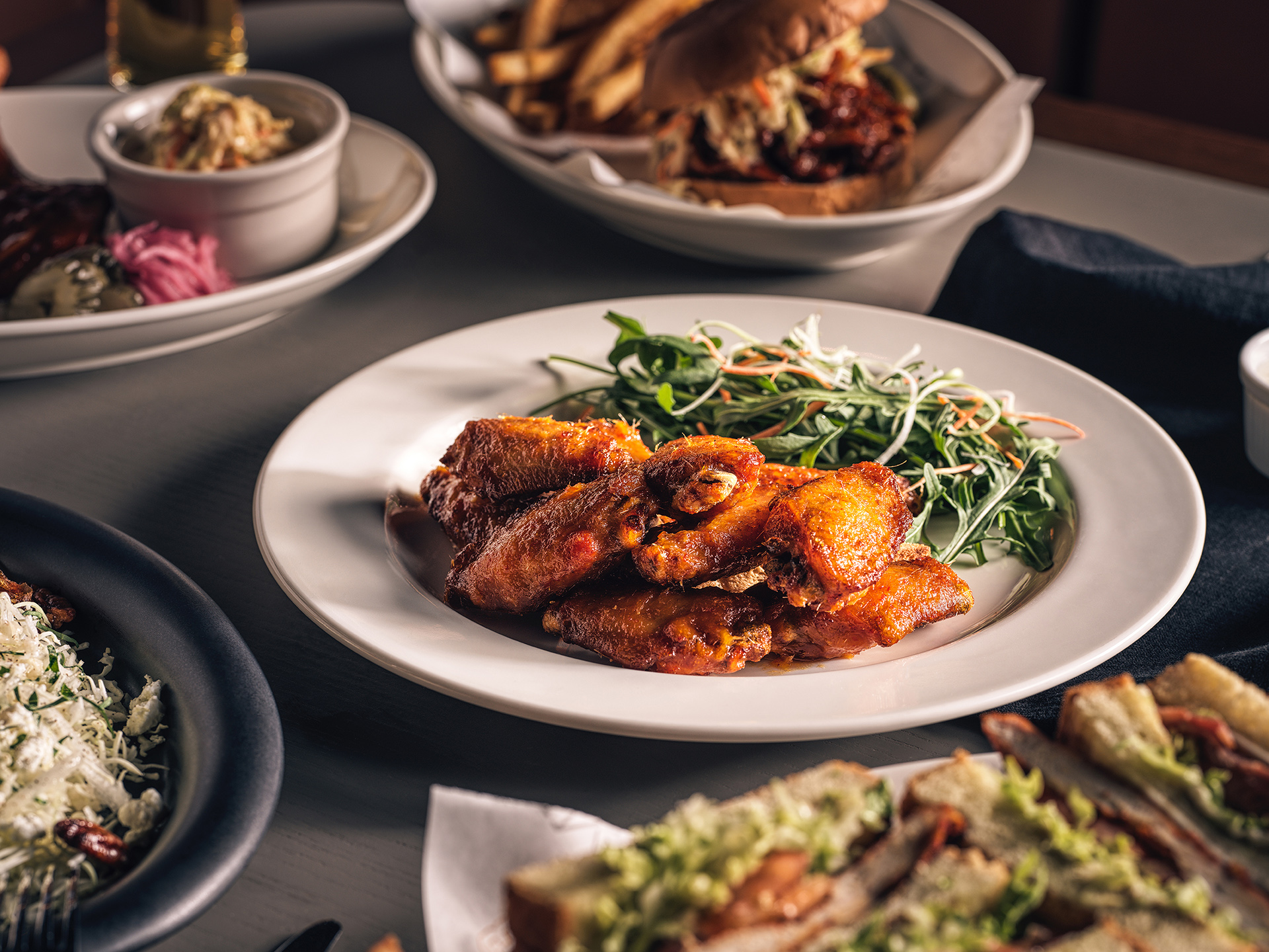 MJ23 Sports Bar & Grill < EAT & DRINKㅣINSPIRE Entertainment